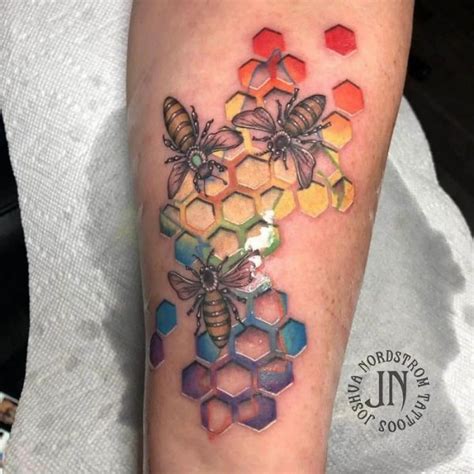 30 Best Honeycomb Tattoo Ideas - Read This First