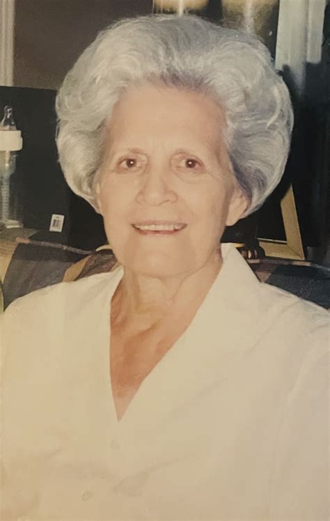 Hart Funeral Home - Corbin, Kentucky | Trevella Hodge