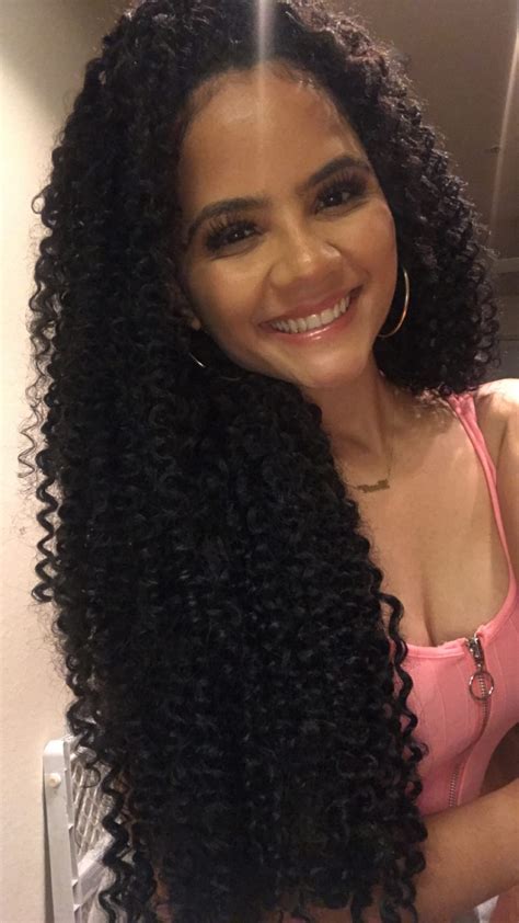 GABRIELA MEJIA - Live Talent