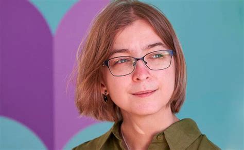 Ася Казанцева уехала из России «до наступления лучших времен» — РБК