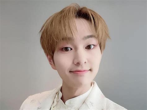 shinees onew confirms  solo album  march gma entertainment