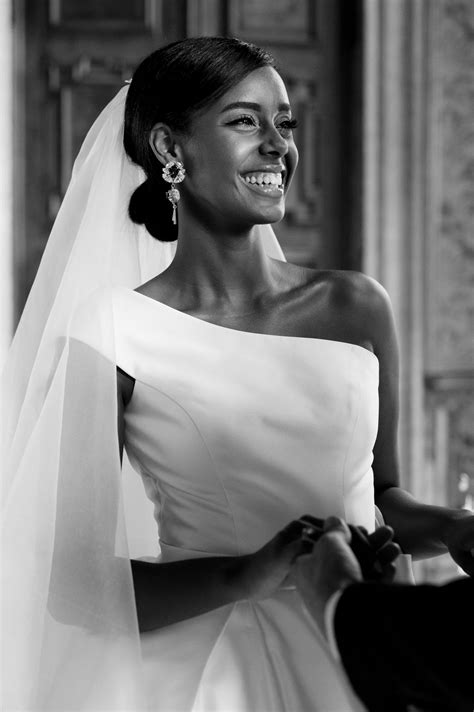 14 Things to do on the morning of your white wedding ceremony in