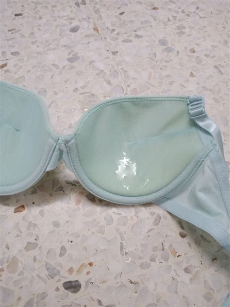 Alone at home, cum on sister bra(inner : r/CumOnBras