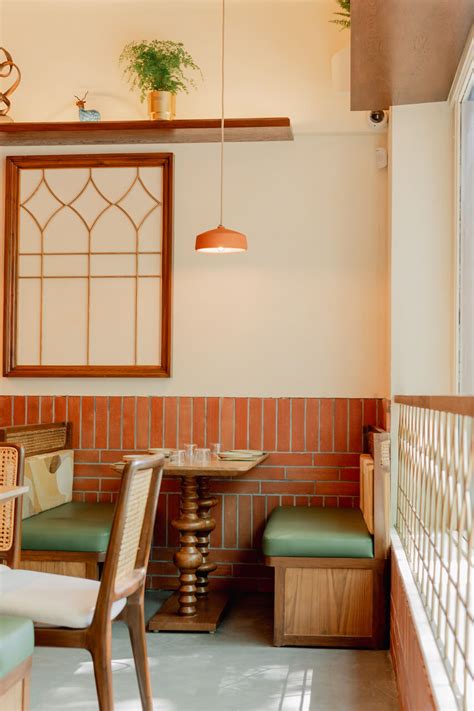 identify  authentic indian restaurant