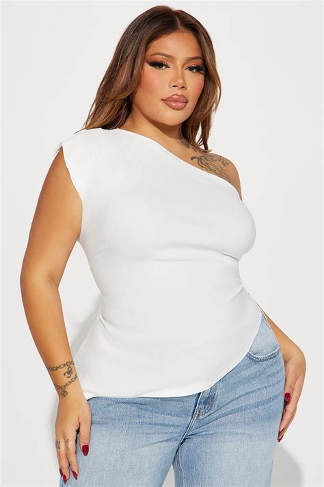 Page 18 for Sexy Plus Size Tops & Shirts for Women | Fashion Nova