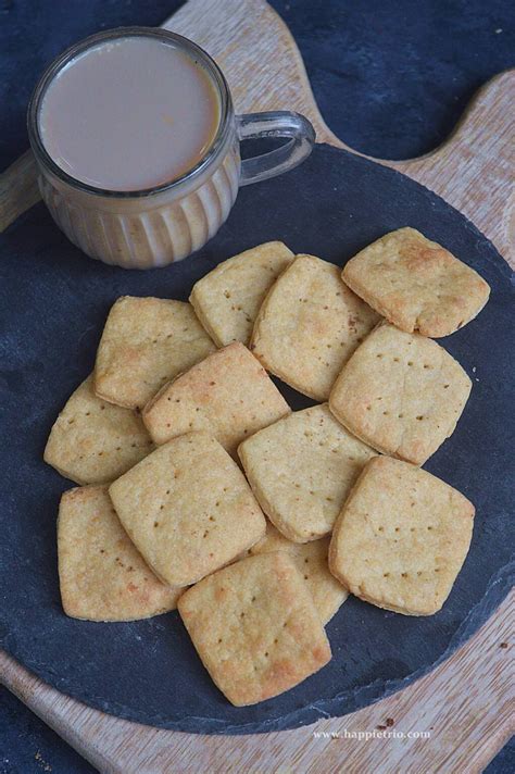 Cheese Crackers | Eggless Whole Wheat Cheese Crackers - Cook with Sharmila