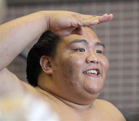 Tochinoshin | Tachiai (立合い)