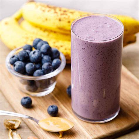 Peanut Butter and Blueberry Banana Smoothie (This is so good ...