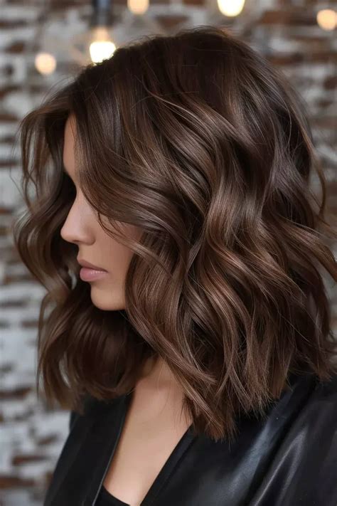 dark brown hair  highlights hairstyles   add depth