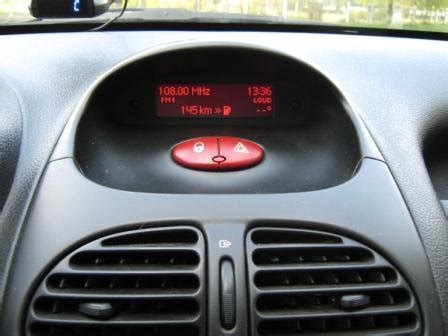 Бортовой компьютер и расход топлива - Peugeot 206 club