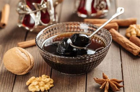 Ореховое варенье: как приготовить варенье из зеленых грецких орехов ...