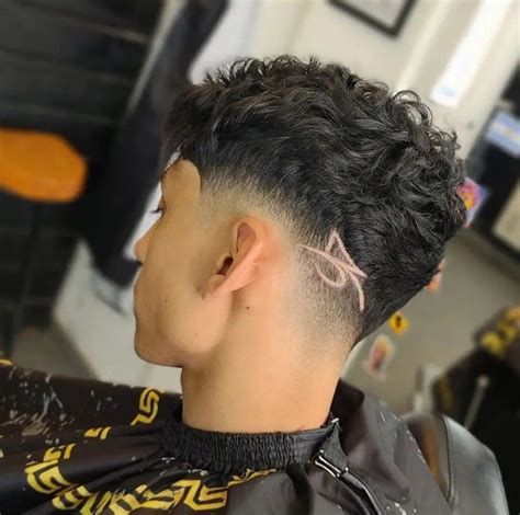 Corte De Cabelo Low Fade Com Risco - 12 ideias de risco em low fad e listras para cabelo para salvar hoje ...