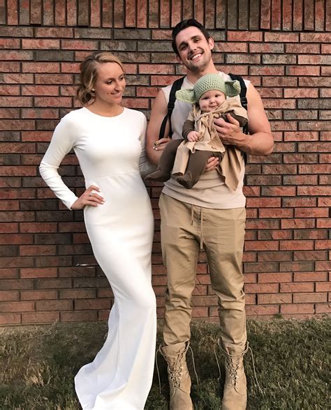 Diy yoda baby costume yoda bonnet and robe – Artofit