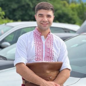 🎓 Данаил И. - Учител | Uchiteli.bg