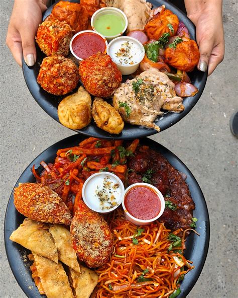 TAG YOUR FOODIE GANG ️ ️💕 . . Indian street food Delhi street food Desi