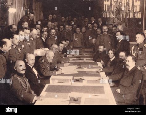 Brest litovsk treaty -Fotos und -Bildmaterial in hoher Auflösung – Alamy