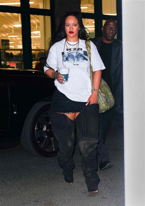 Rihanna Thunder Thighs
