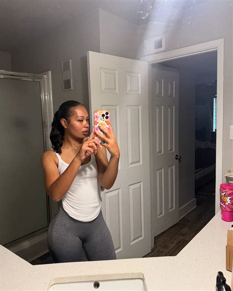 Andrica Wright (@prettidreaks__) • Instagram photos and videos