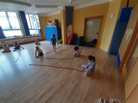Bewegungseinheit mit Seilen | Kindergarten Bad Blumau