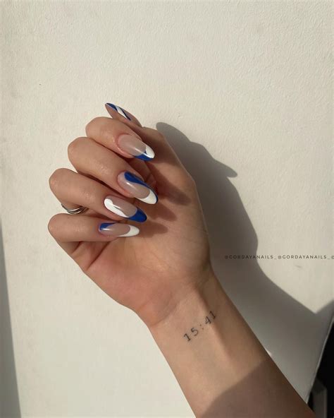 Оля Гордая 💅🏻 | Маникюр Брянск on Instagram: “Наращивание с дизайном за ...