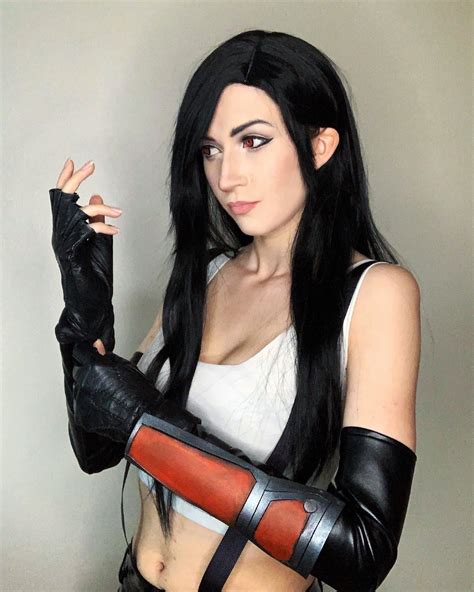 Tifa Lockhart FF7Remake costest by Le_blaaanc_cosplay [Self] : r/cosplay