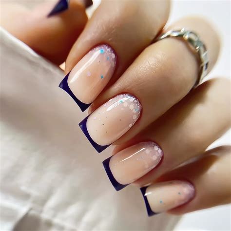 Royal Blue And Gold Nail Designs