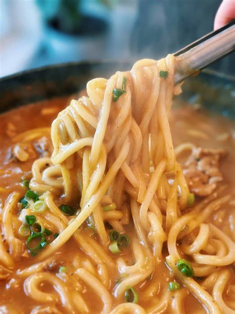 Creamy Chicken Curry Udon - Tiffy Cooks