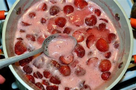Как сварить варенье из клубники с лимонной кислотой на зиму