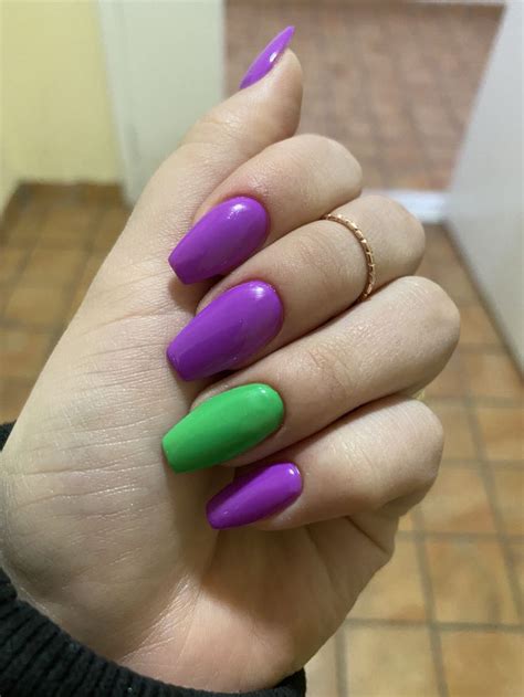 Пин от пользователя Ashley Hana на доске Nails | Фиолетовый дизайн ...