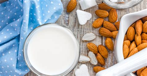 Миндальное молоко купить онлайн с доставкой по Киеву, цены магазине ...