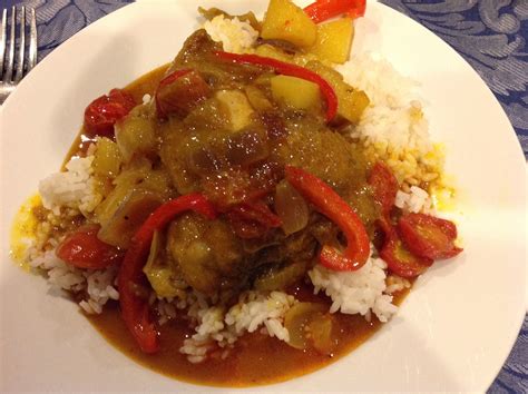 Rich Indian Chicken Curry and Rice | freddiwow