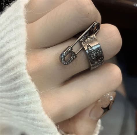 Vivienne Westwood ring Dope Jewelry, Funky Jewelry, Dream Jewelry ...