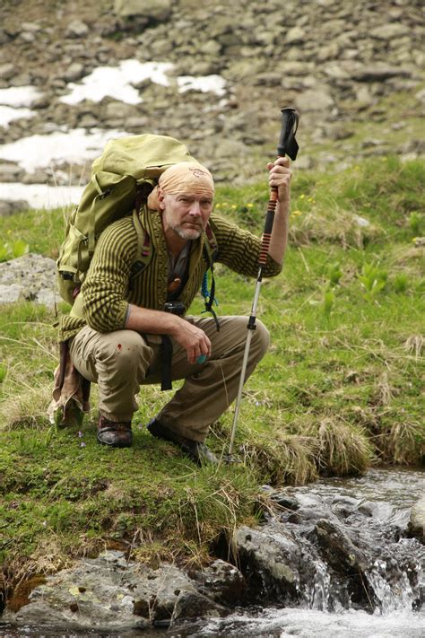 Les Stroud - Academy.ca - Academy.ca