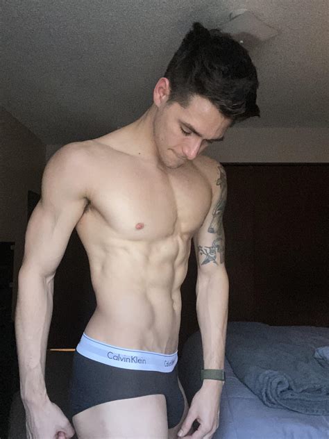 New to Reddit and Twitter. Open to make some new friends. Hope everyone