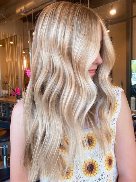Vibrant new colors in blonde hair will go viral this summer 11