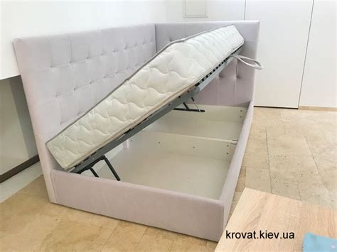 Полуторная кровать с боковой спинкой на заказ купить в Киеве