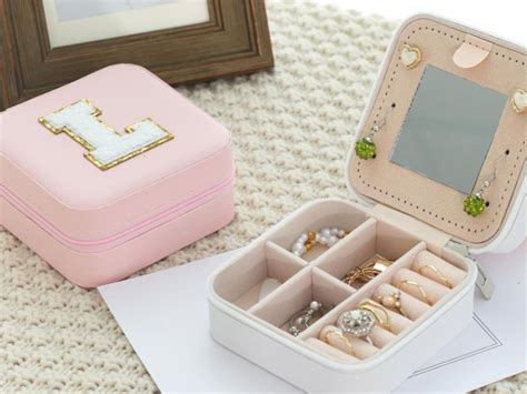 wow jewelry travel cases      amazon collin reviews