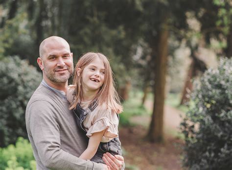 THE SPRING FAMILY PHOTOSHOOT - Mira Photography