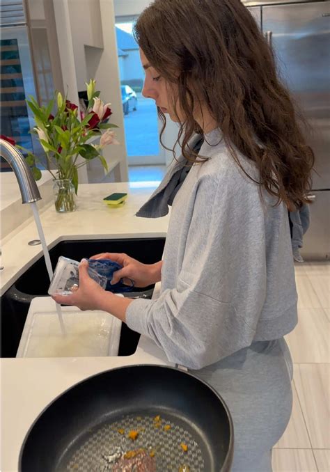 G baby (@brattygbaby) - Urlebird