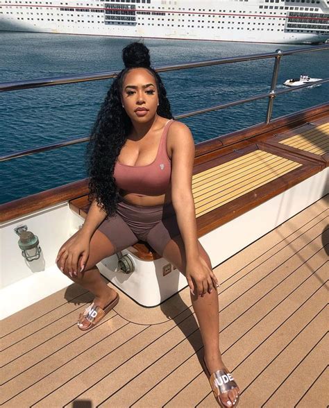 B. Simone Feet