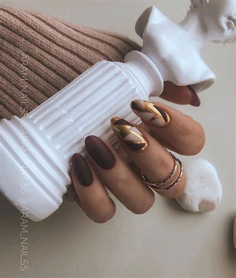 Идеи для маникюра 🌸Подпишись ️Больше актива, больше идей 💋 | Metallic ...