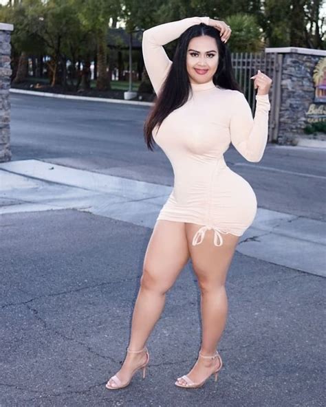 Tracy Lopez - Quick Facts, Bio, Age, Height, Weight, Body Measurements