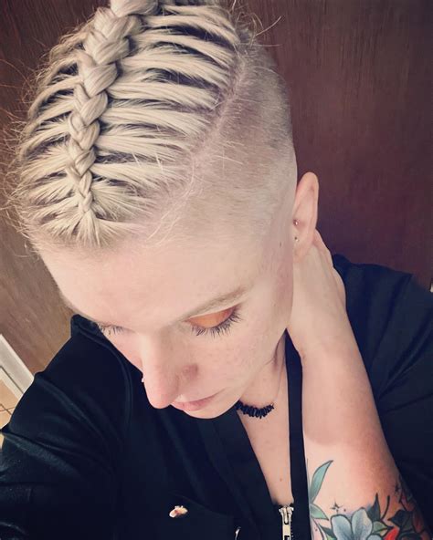 Faded sides and a french braided mohawk : r/shorthairedhotties