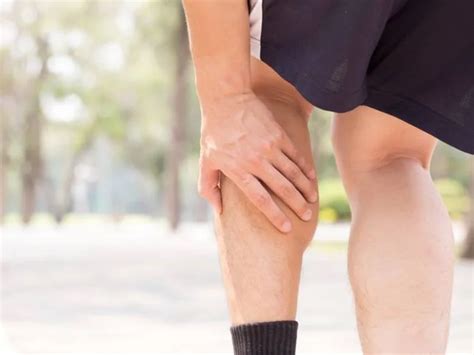 kejang otot pengertian gejala   mengatasinya