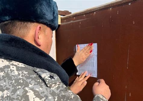 Үерийн эрсдэлтэй бүсэд суурьшсан айл өрхүүдэд мэдэгдэл хүргүүллээ | iSee.mn