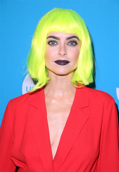 Brooke Lyons – 2018 UNICEF Masquerade Ball in Los Angeles • CelebMafia
