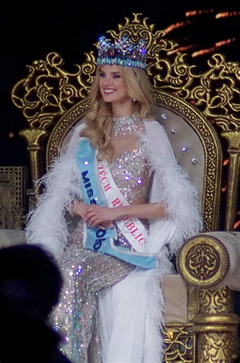 Krystyna Pyszková se convierte en la mujer más guapa del Mundo - AS.com