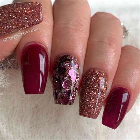 35 Beautiful Red Wine Nails for a Dark and Chic Manicure