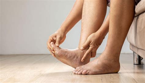 5 Signs of Poor Circulation in Feet - Heart of Dixie Vein Center