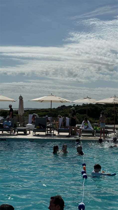 Annabelle Gesson (@annabellegesson) • Instagram photos and videos